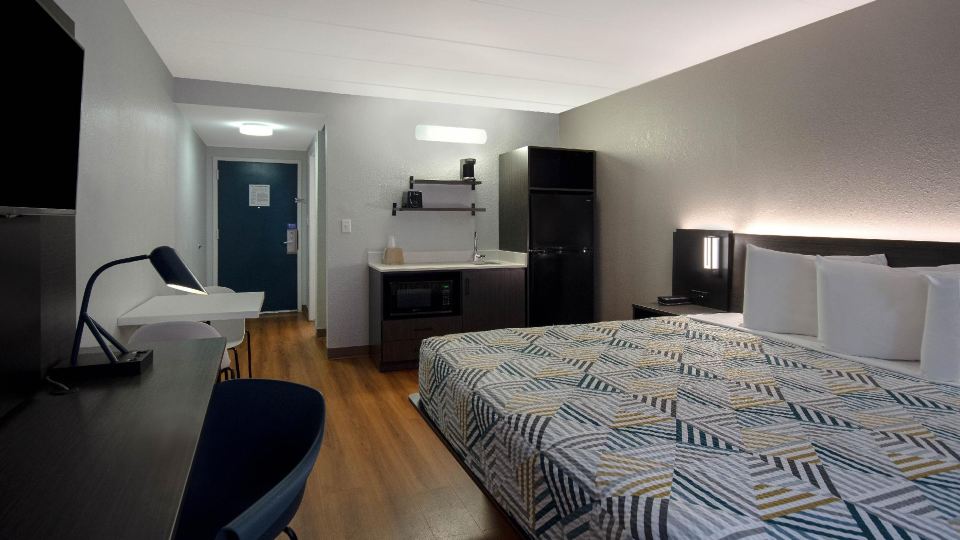 Motel 6 Merrillville, IN