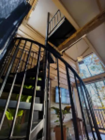 Magical Treehouse in Woods, Close many Wineries & Breweries, Pet Friendly!