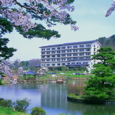 Kagamigaike Hekizantei Hotels near Mount Adatara