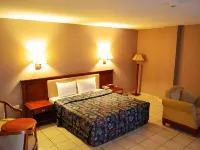 Mensvic Grand Hotel Hotels near Haatso Market Complex