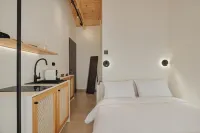 12 Pyles Living History Hotels in Ligiades