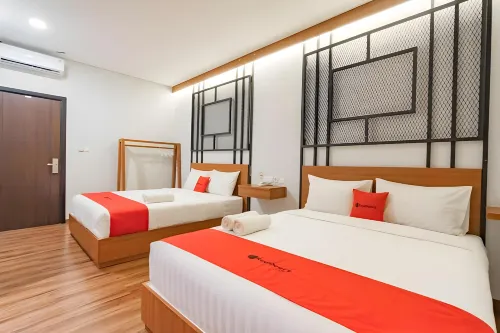 RedDoorz Plus @ Doorman Guest House