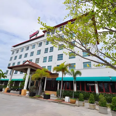 Lert Thani Hotel Suphanburi Province