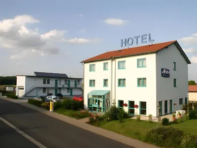 Hotel am Wiesenweg l 24h Check-IN Hotel di Lower Franconia