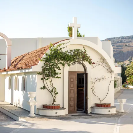 Lindos White Hotel & Suites