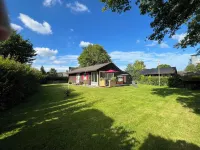 few minutes to the beach Hotels in Damp