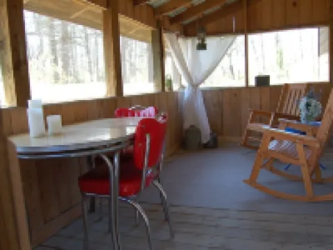 Baker Ford Apartment - Cheerful vintage 1 bedroom 瑟西縣酒店