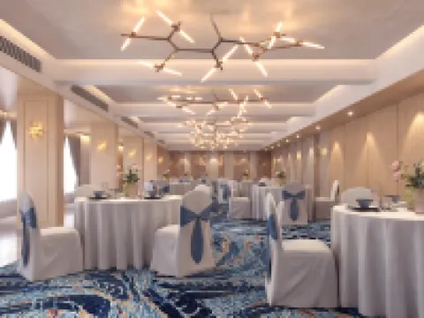 The Central Park Hotel Hotels in Gwalior