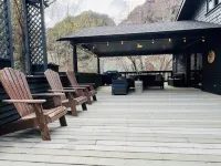 Relax and Unwind. Location! Location! Location!Family-friendly. Outdoor space.