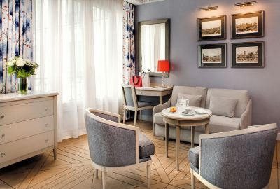 その他 ロチェスター シャンゼリゼパリの写真