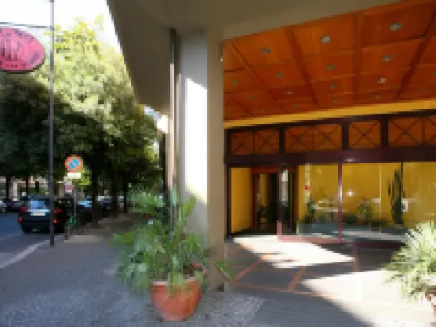 Hotel de Paris Hotels in Terni