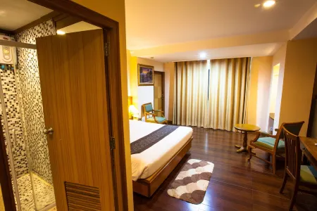 NH エレガント ホテル