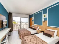 SL La Perla Hotel Kemer Отели рядом с достопримечательностью «Пляж Бельдиби»