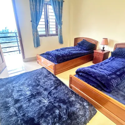 Homestay Nui Da Ta Phin Hotels near Tá Mẩy : Tắm lá thuốc Dao Đỏ Tả Phìn. Buổi sáng vui