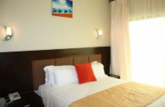 Nomads Court Lodge Hotel a 