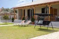 Planet Villas at Ipsos by Konnect, Shared BBQ & Garden Hotels in Ypsos
