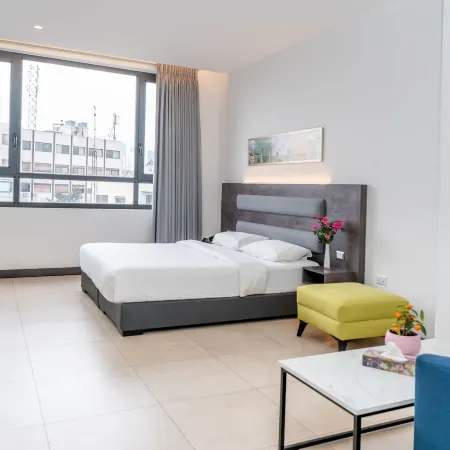 LIV Weibdeh Hotel Suites