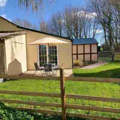 1 Bed Lodge-Sleeps 4-Pet Friendly-Free Parking Hotel Exterior
