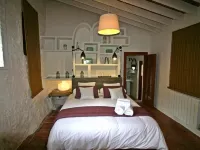 Casas Rurales Los Algarrobales Hoteles en Montecorto