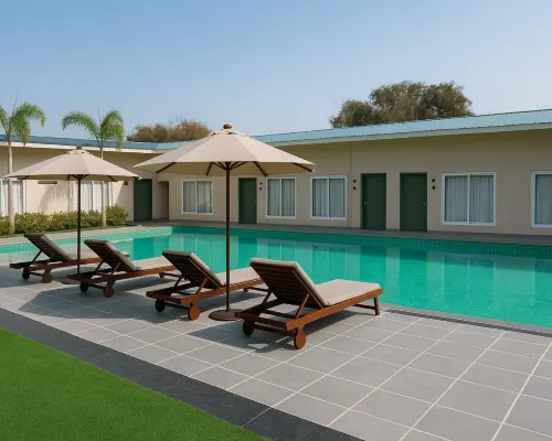 Status Club Resort Hotels in Kanpur
