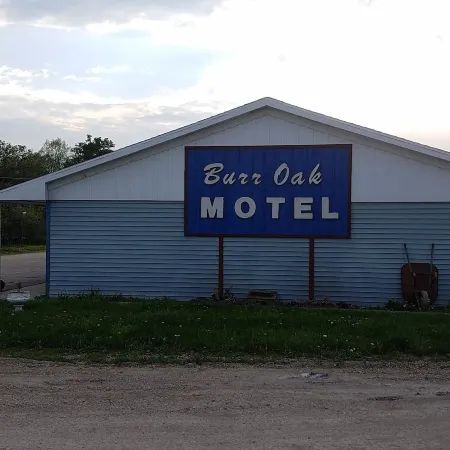 Burr Oak Motel