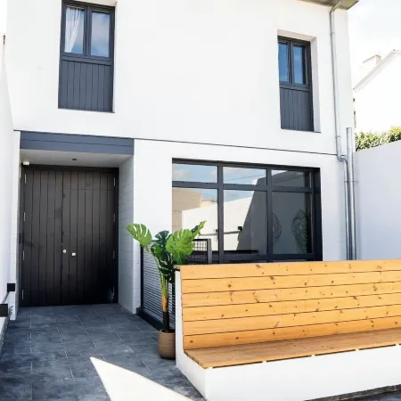 Coliving Compostela Отели рядом с достопримечательностью «Дворец Фонсека»
