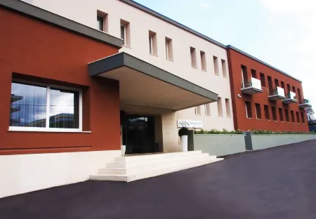 Sicilia Hotel Spa Отели рядом с достопримечательностью «Ki-Ba Spa»