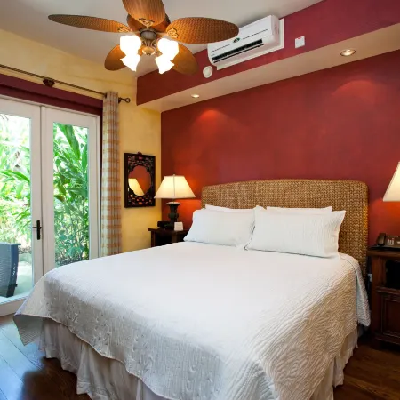 Hermosa Cove Villa Resort & Suites