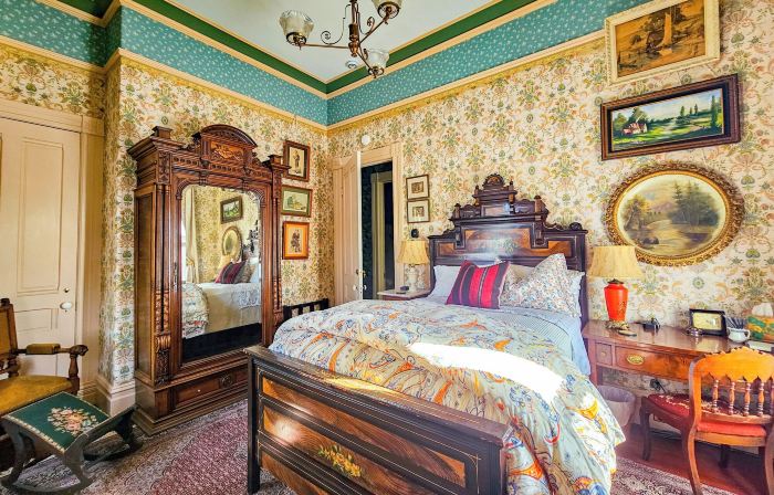 The JD Hyde Historic Inn