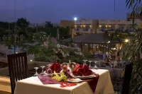 Swiss Inn Plaza Hotel Hotels in 6. oktober-byen