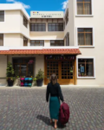 Hotel Makroz Colonial