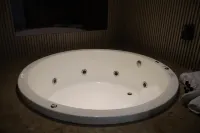 Domun Hotel - Hot Tub