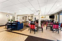 SureStay Plus by Best Western Reading North - Завтрак