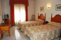 Hostal Universal Hotels in Benavente