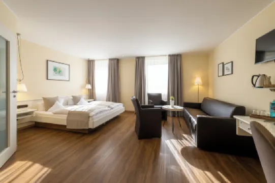 Hotel Deutscher Hof Hotels near St. Peter's Basilica