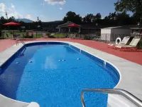 Gorham Motor Inn - Pools