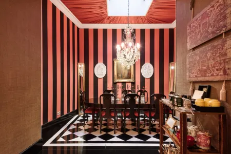 M Maison Particulière Porto Отели рядом с достопримечательностью «Jardim do Infante Dom Henrique»