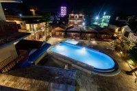The Lakeside Retreat Pokhara by IME Hospitality - Infinity Pools