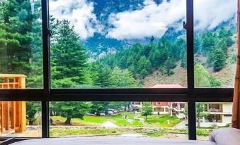 Trout Lodge
