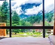 Trout Lodge Hotels near Causeway