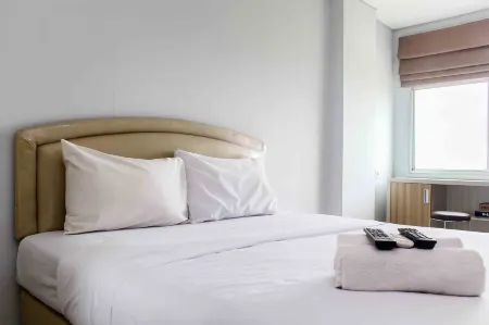 Cozy and Tidy Studio at the Enviro Apartment Отели в г. East Cikarang