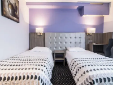 ブリット ホテル コンフォール フォア フォアのホテル