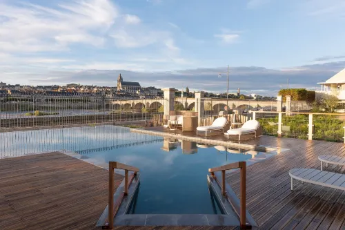 Fleur de Loire · Hôtel, Spa & Restaurants Hôtels à : Vineuil