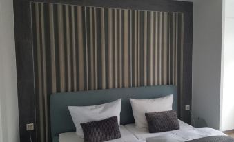 Hotel Kreuzbergbaude