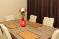 Streets of Goldbw B&B Hotels in Kopong
