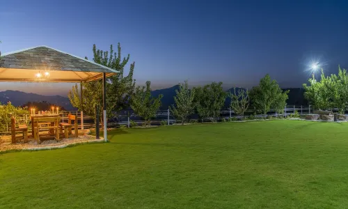 Kanishka Retreat
