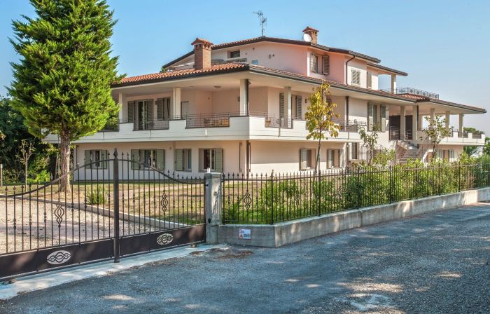 Holiday Home Near Urbino & Beaches