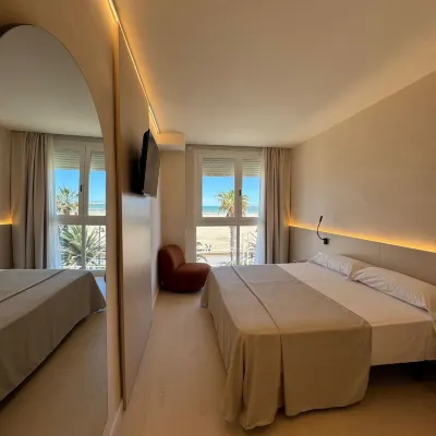 El Globo Hotels near Malvarrosa Beach (Valencia)