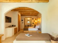Meli Suites Isle - Adults Only Hotels near شاطئ ماربل