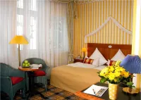 Hotel Schieferhof - Glaslust فنادق في UnterweiBbach